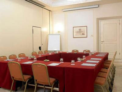 گرند هتل آدریاتیکو