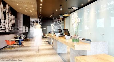 آیبیس وارشاوا سنتروم