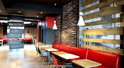 آیبیس وارشاوا سنتروم