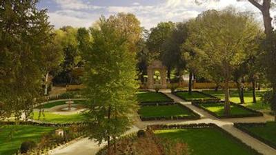 فور سیزن فایرنز