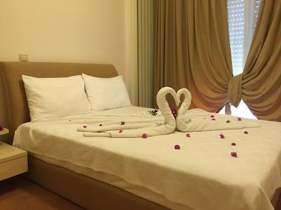 کامر سوئیتس اند هتل