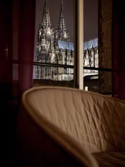 موندیال ام دم کلن ام گالری بای سوفیتل