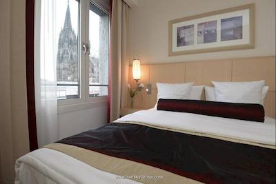 موندیال ام دم کلن ام گالری بای سوفیتل