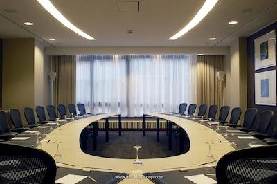 موندیال ام دم کلن ام گالری بای سوفیتل