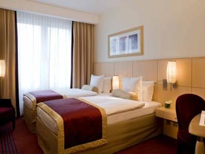 موندیال ام دم کلن ام گالری بای سوفیتل