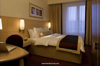 موندیال ام دم کلن ام گالری بای سوفیتل