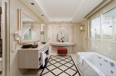 گورال پرمیر بلک