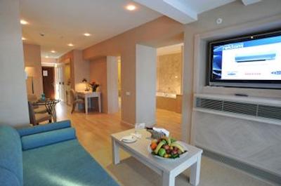 مارتی ریزورت دلوکس