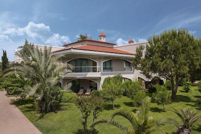 سیرن بلک هتل