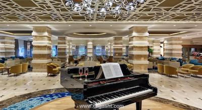 پاپیلون ایسچا هتل