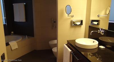 پستانا آرنا