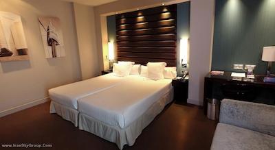 پستانا آرنا