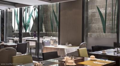 پستانا آرنا