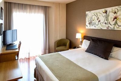 کاتالونیا البنیز