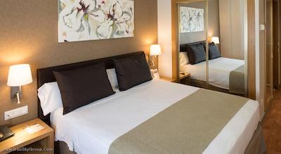 کاتالونیا البنیز