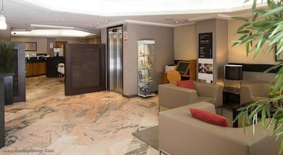 کاتالونیا البنیز