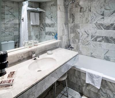 کاتالونیا البنیز