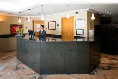 کاتالونیا البنیز