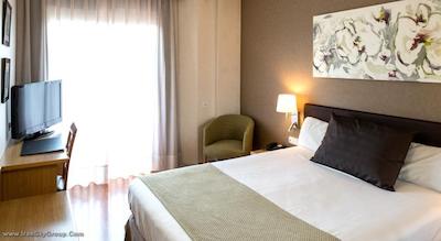 کاتالونیا البنیز