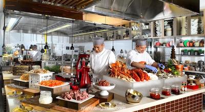 وان فارر هتل اند اسپا