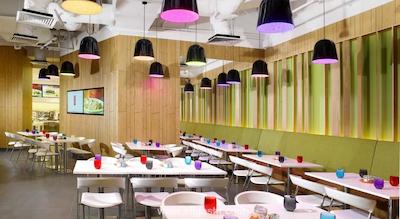 وان فارر هتل اند اسپا