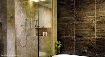 وان فارر هتل اند اسپا