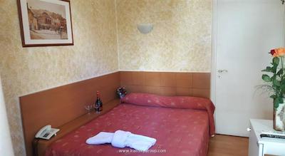 آریستوتیلس