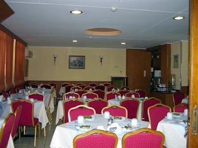 آریستوتیلس