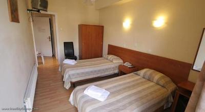 آریستوتیلس