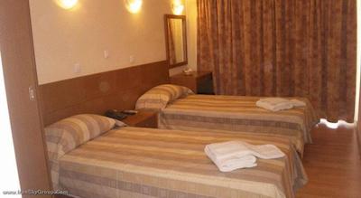 آریستوتیلس