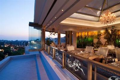 آتنیان کالیرهو اکسکلوسیو هتل