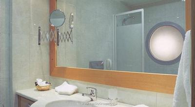 آتنیان کالیرهو اکسکلوسیو هتل