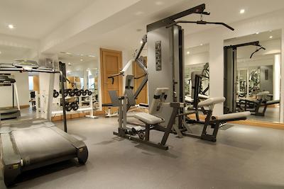 آتنیان کالیرهو اکسکلوسیو هتل