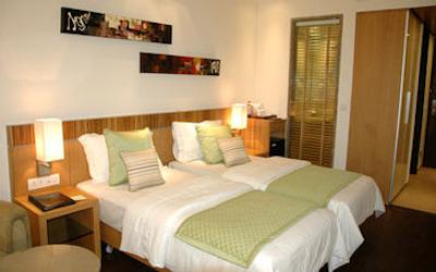 شروانی نهرو پلیس