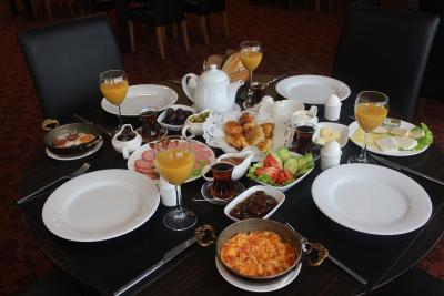 نیو باکو هتل