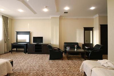 نیو باکو هتل