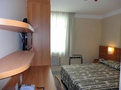 آتلانتیکو بیزینس سنترو