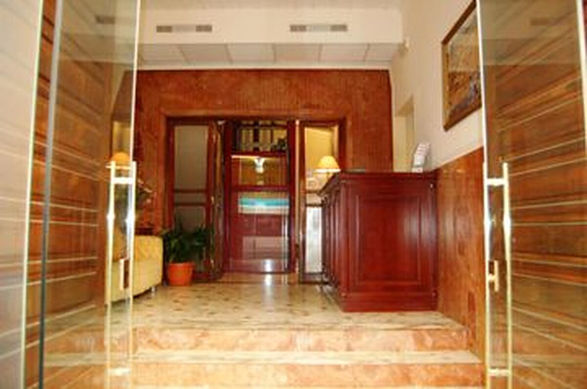 استور