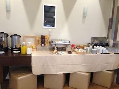 کاسموپلیت آتن هتل