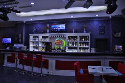 دیوان اکسپرس باکو