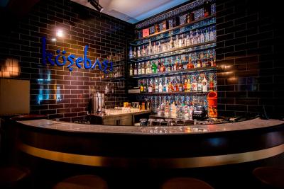 دیوان اکسپرس باکو