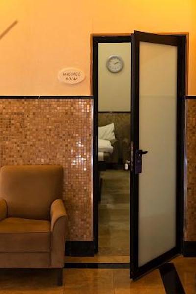 دیوان اکسپرس باکو