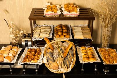 دیوان اکسپرس باکو