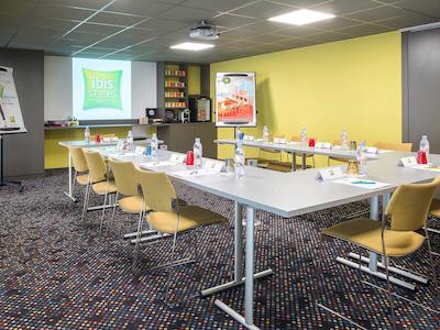 آیبیس استایلز لیون کانفلوئنس