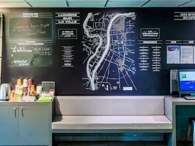 آیبیس استایلز لیون کانفلوئنس