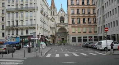 آیبیس استایلز لیون کانفلوئنس