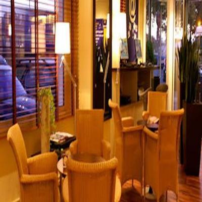 آیبیس استایلز لیون کانفلوئنس