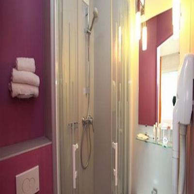 آیبیس استایلز لیون کانفلوئنس