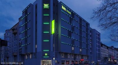 آیبیس استایلز لیون کانفلوئنس