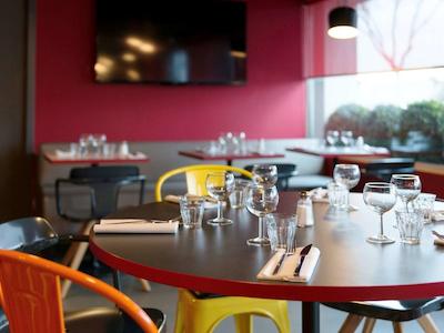 آیبیس استایلز لیون کانفلوئنس